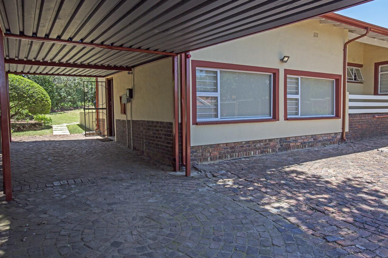 Chalet No. 2 Petunia Villa Johannesburg Exterior photo